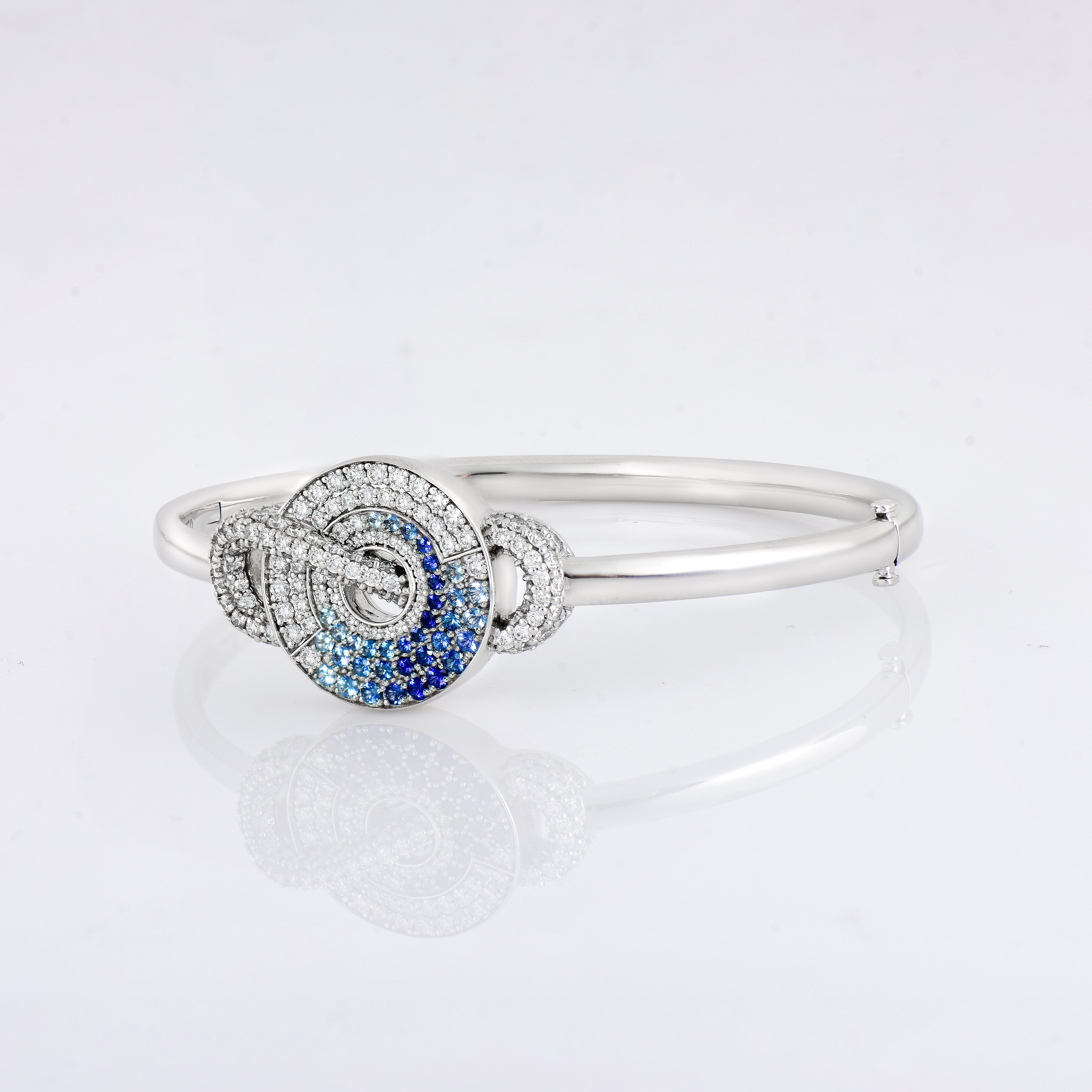 INFINITY EMBRACE SAPPHIRE, BANGLE