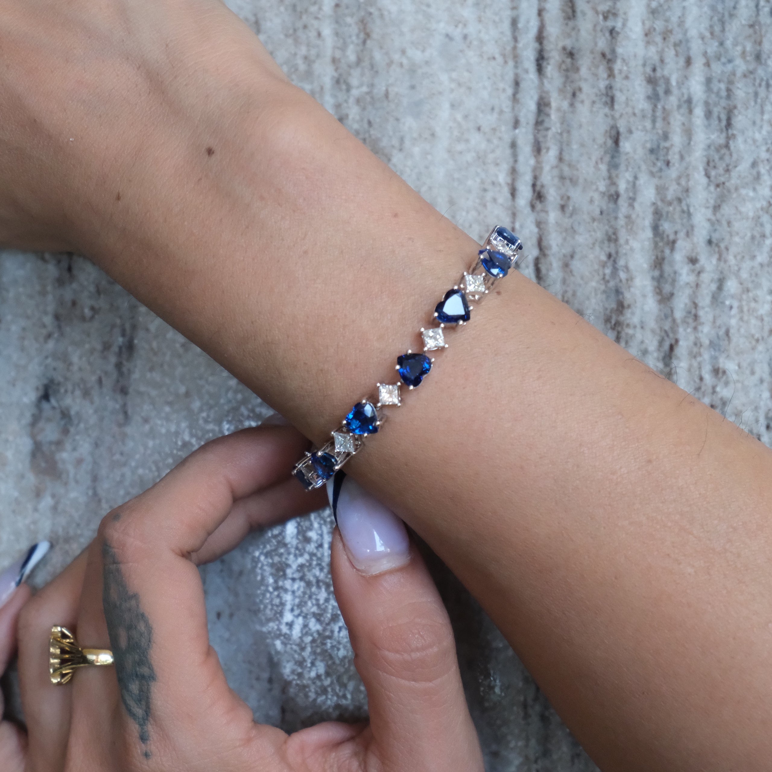 CROSS MY HEART, BRACELET