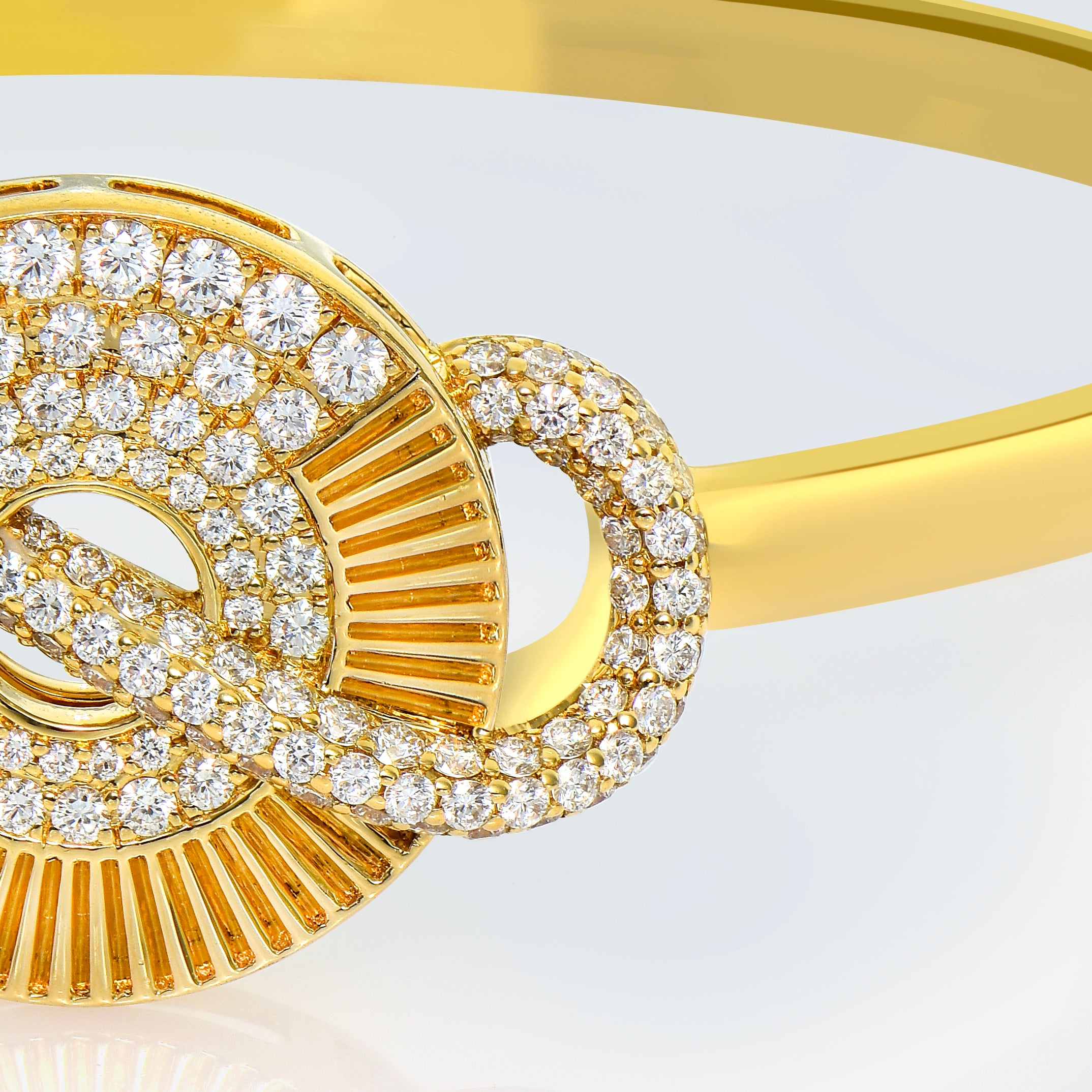 INFINITY EMBRACE, BANGLE